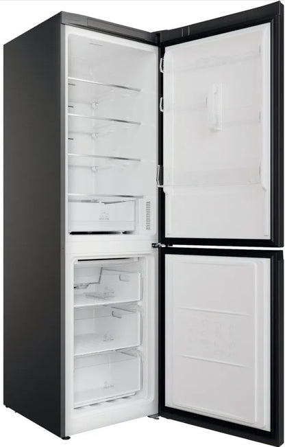 HOTPOINT FREESTANDING FRIDGE FREEZER 70:30 BLACK | H5X820SK