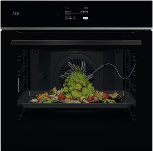 AEG 7000 SERIES BUIOLT IN SINGLE OVEN BLACK | TE7PB731AB